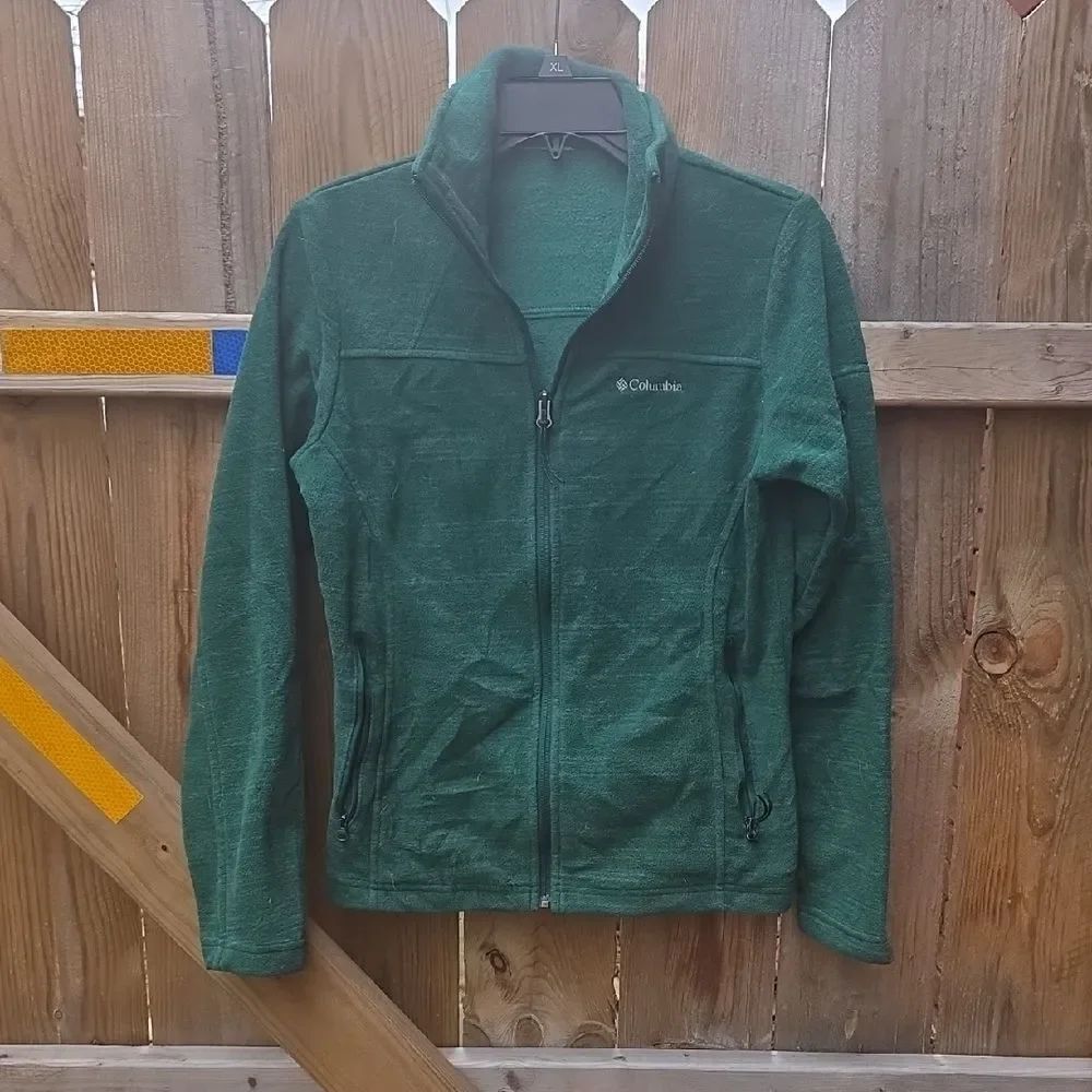 Columbia Zip Down Top